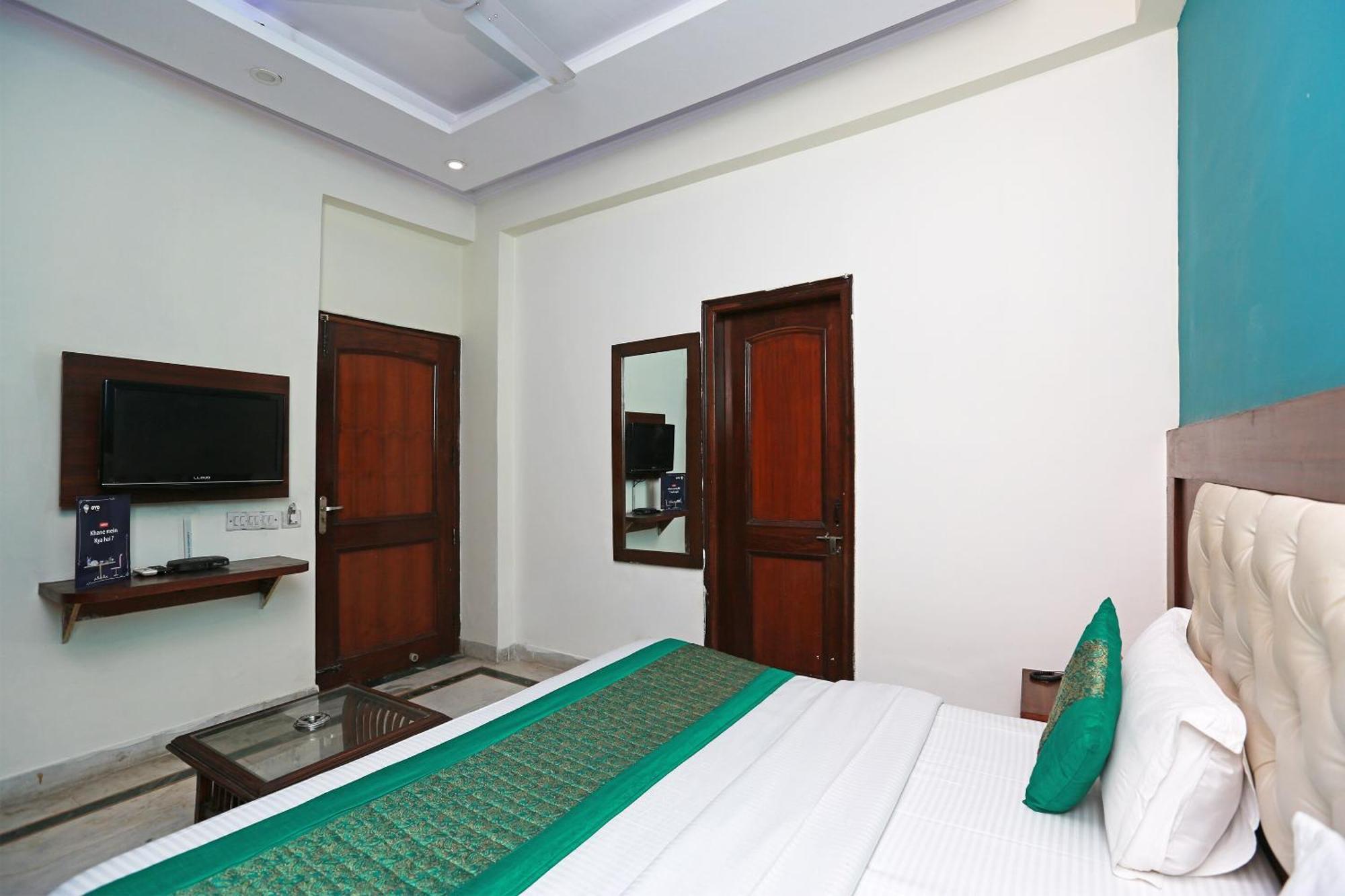 Hotel O Lakshay Residency Гургаон Екстериор снимка